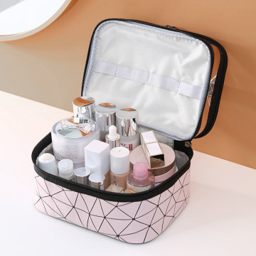 Sac cosmétique transparent